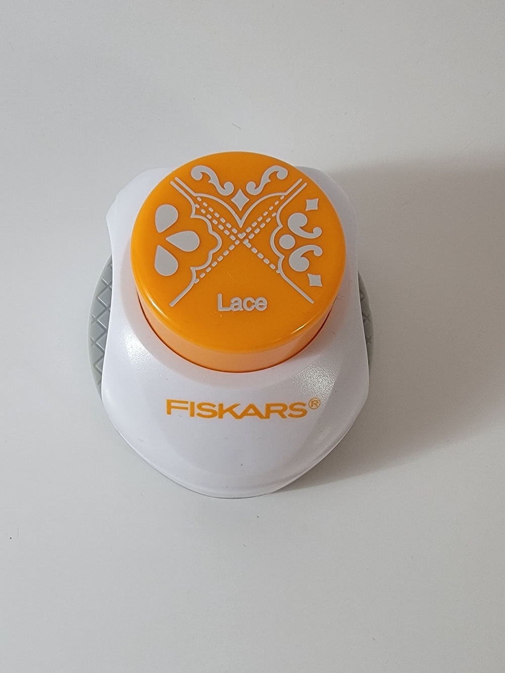 Fiskars Paper Craft Punch Three Corner